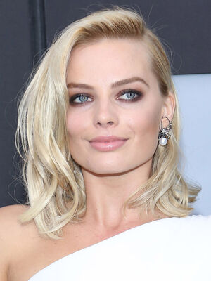 Margot Robbie